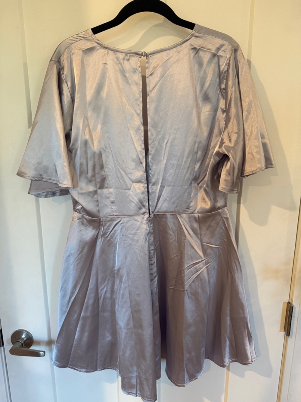 Silky Lavender V-Neck Flutter Sleeve Dress - Picture 4 of 4